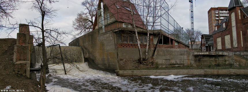   2001