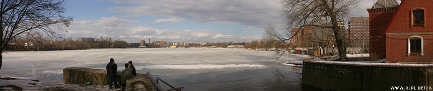   2004