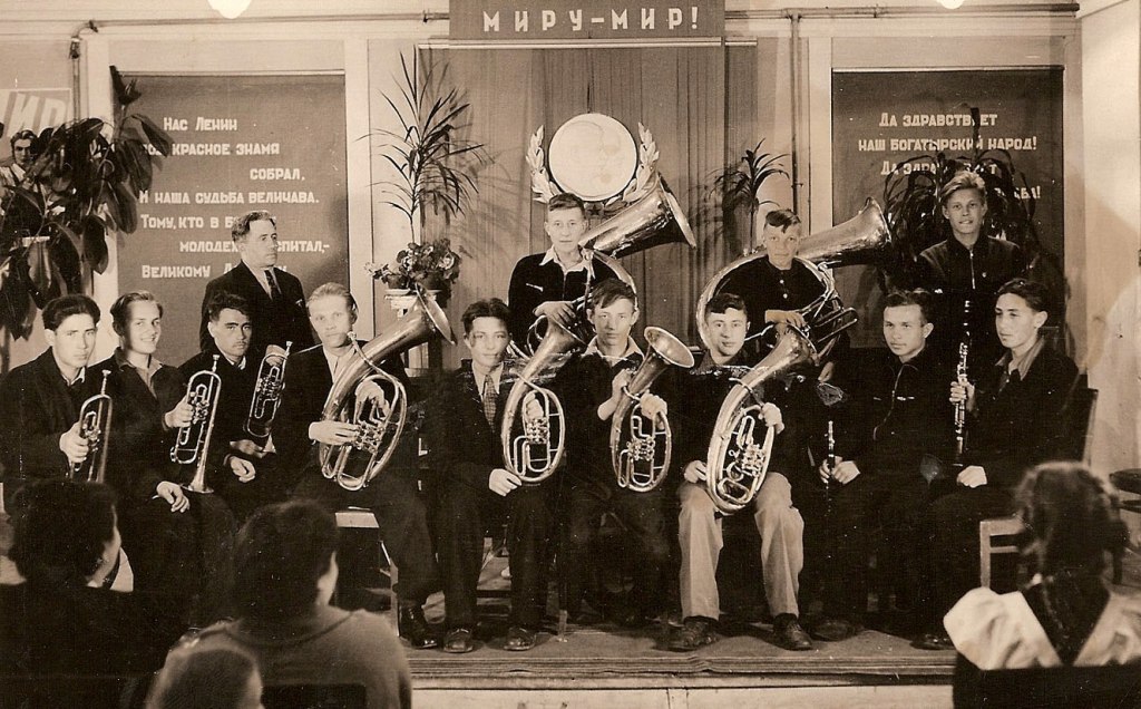     .  1955.