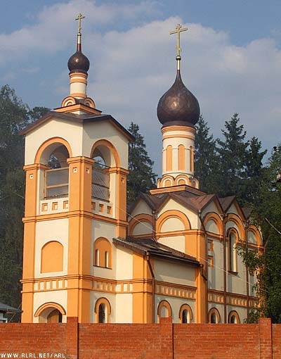   2002